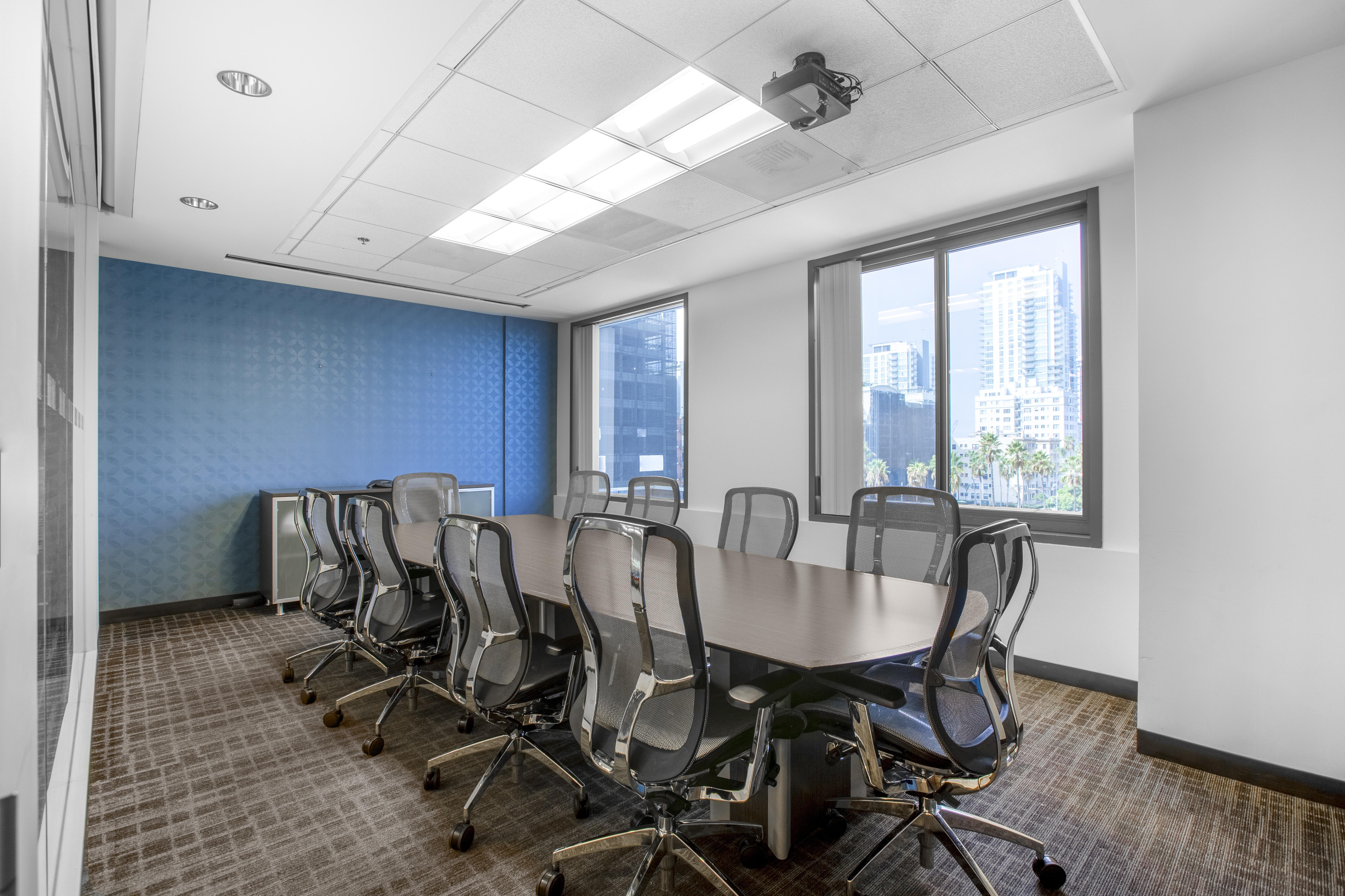 Regus - California, Long Beach - Landmark Square image 4