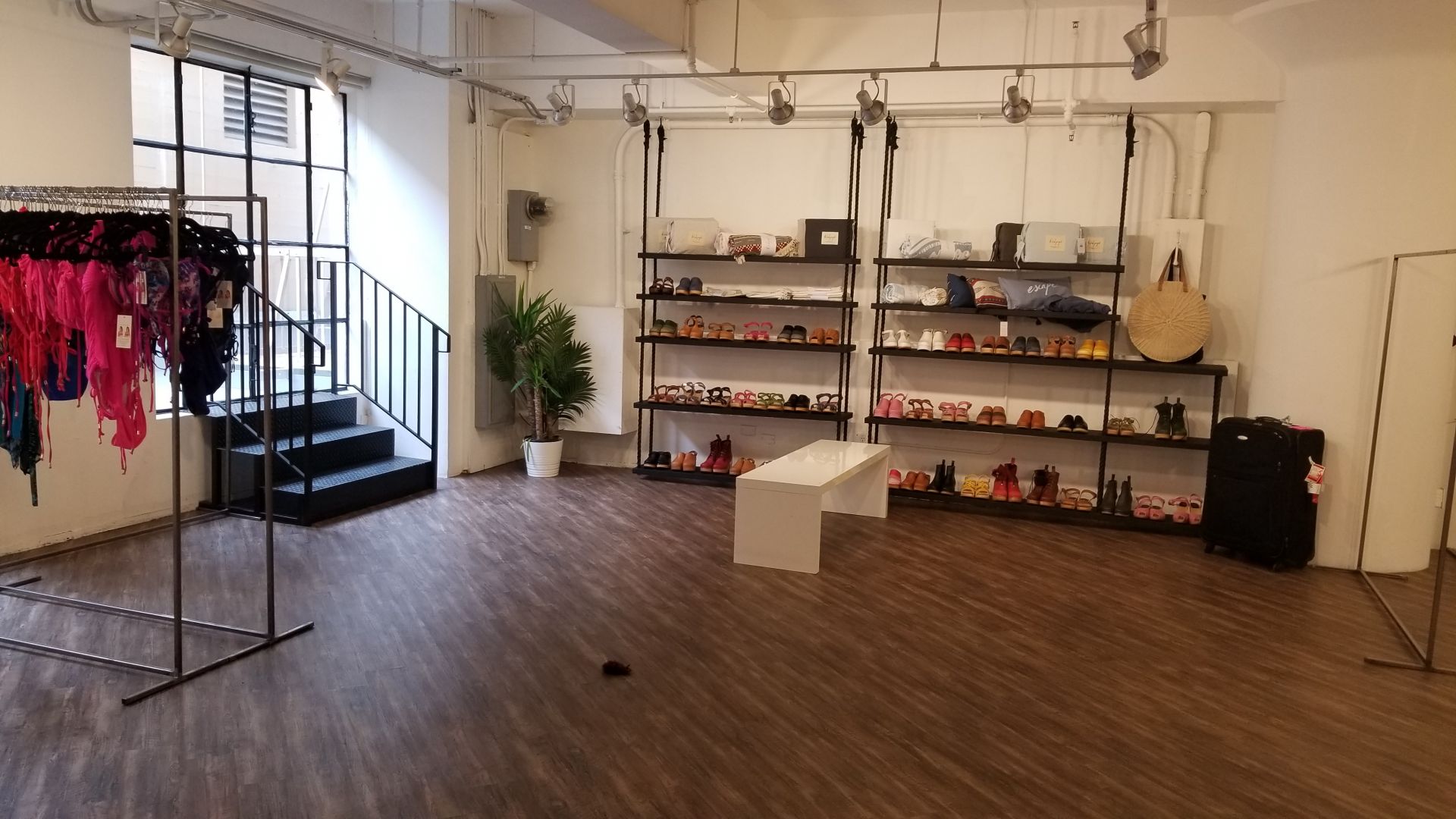 EightSixtySouth image 2