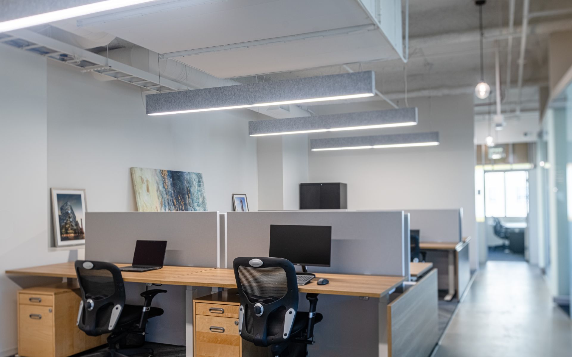 iBase Hollywood image 2