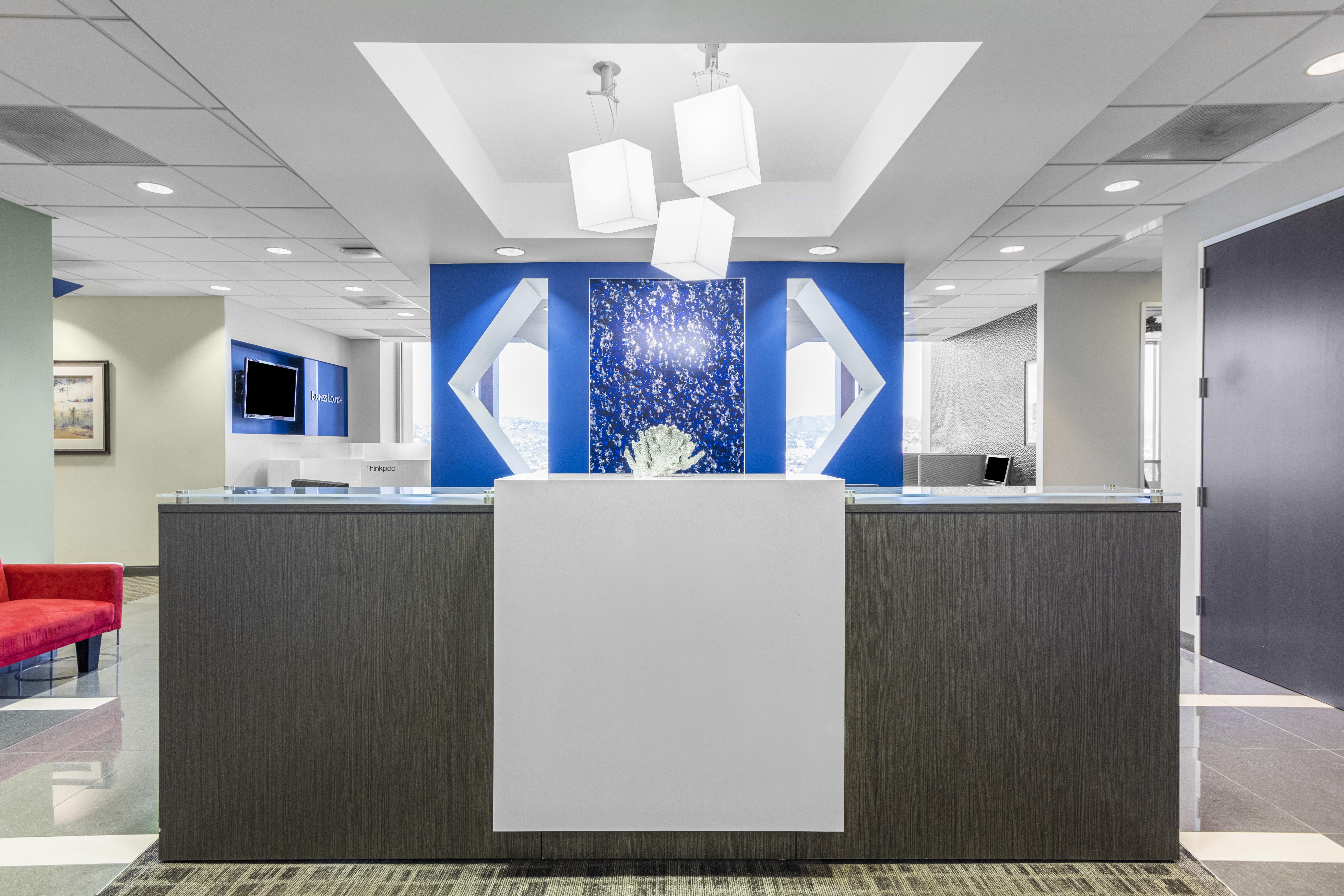 Regus - California, Los Angeles - Miracle Mile image 2
