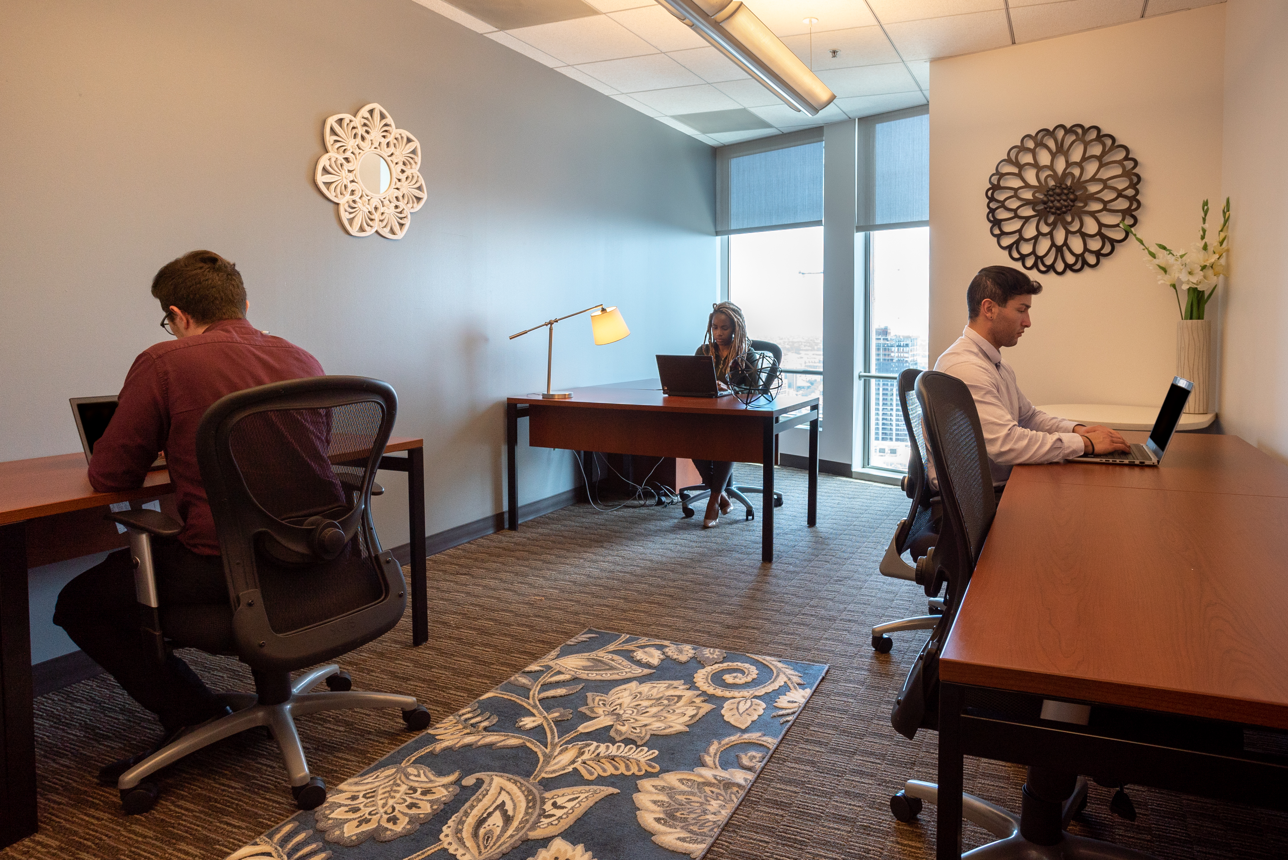 Regus - California, Los Angeles - US Bank Tower image 3