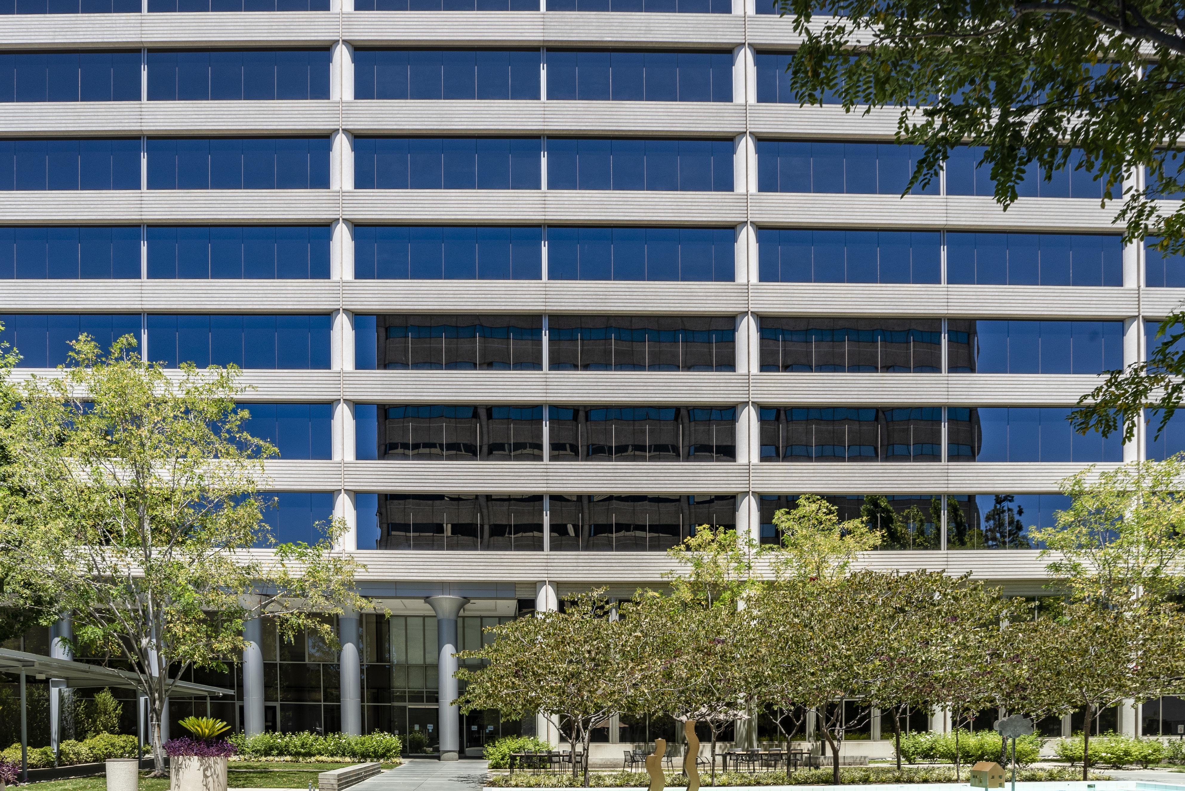 Regus - California, Woodland Hills - Warner Center profile image