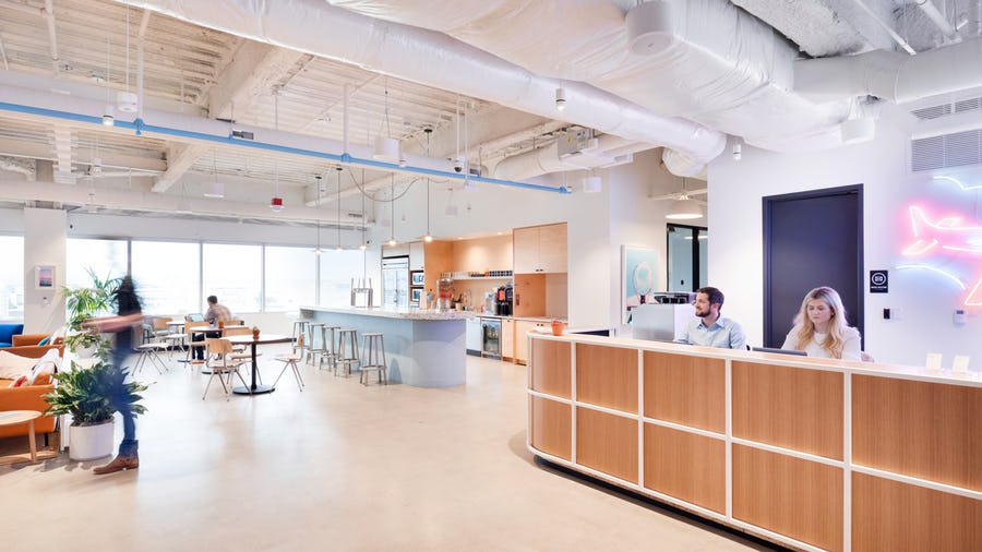 WeWork 222 Pacific Coast Hwy image 3