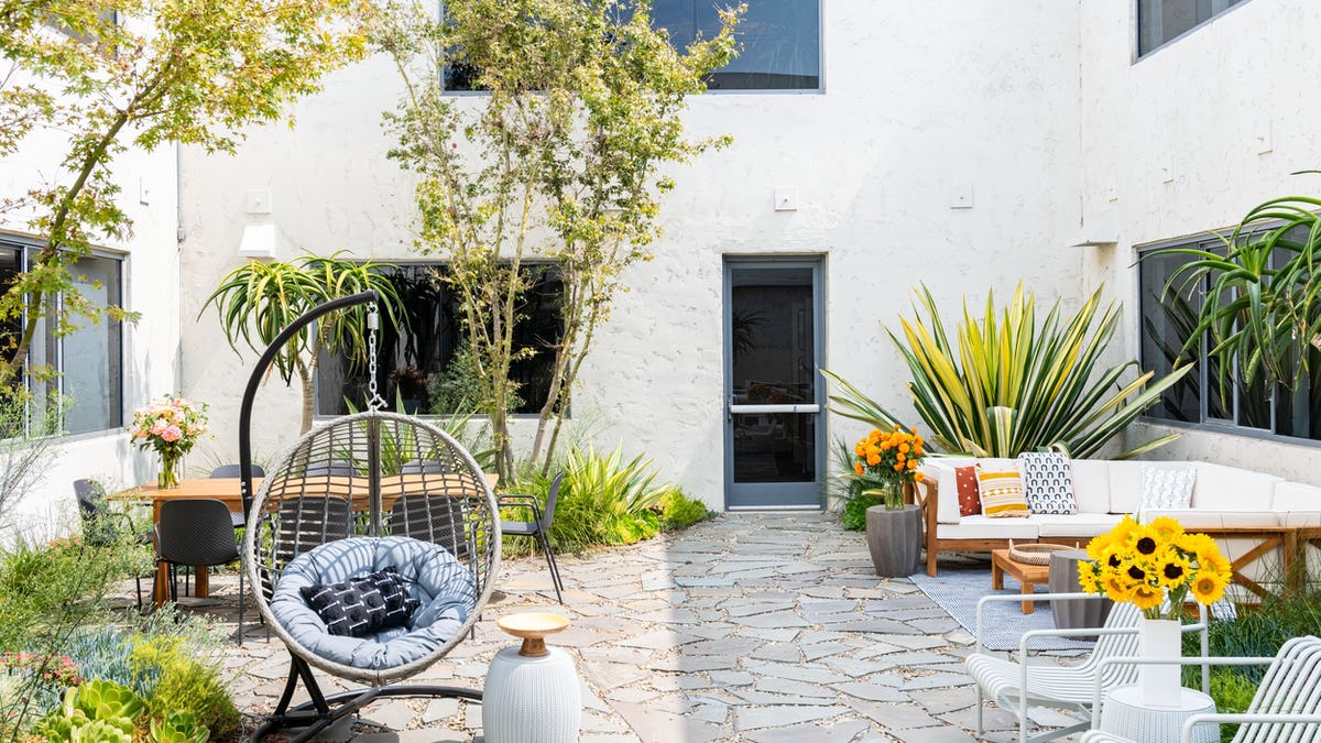 WeWork Lantana image 3