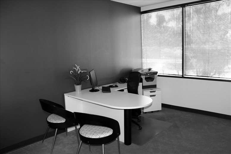 Courtyard Business Center image 5