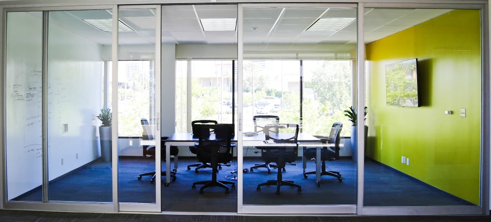 Premier Workspaces - Gateway Plaza image 2