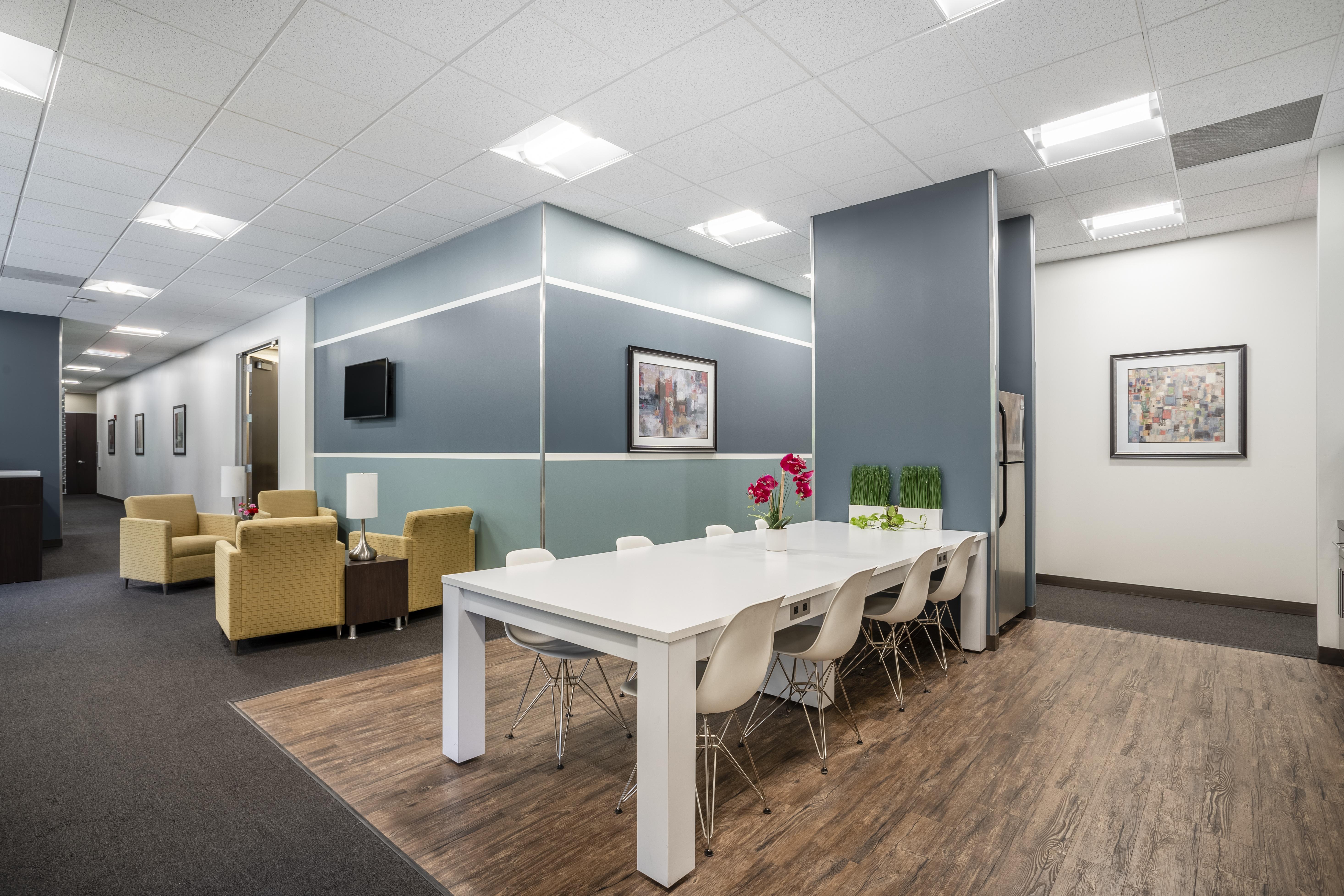 Regus - California, Novato - Woodside Office Center image 3