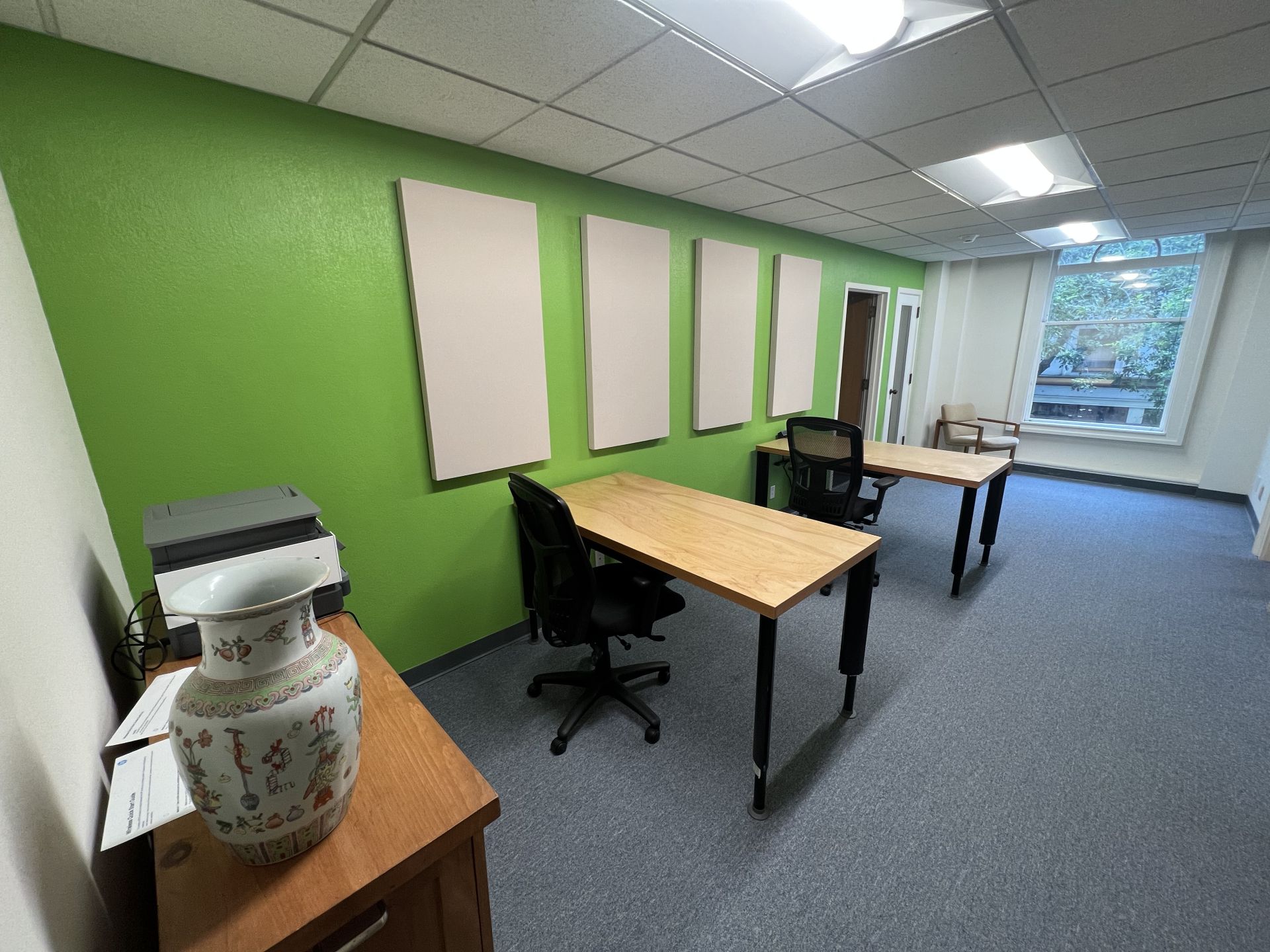 Broadway@Main Coworking Space image 4