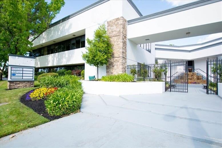 5750 Sunrise Executive Suites image 1