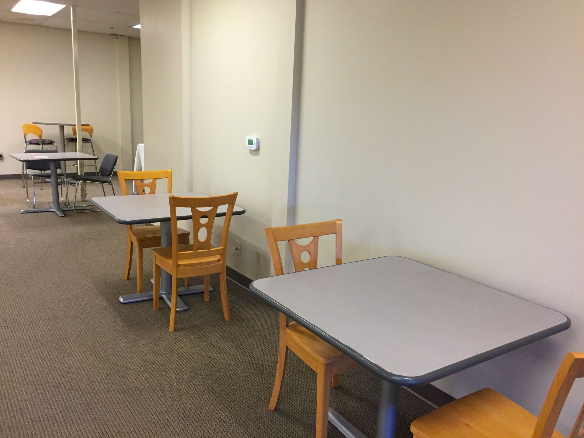 WorkFlow Lounge image 3