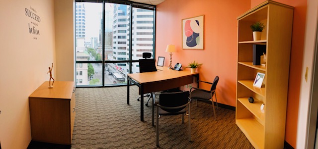 Regus at 501 W Broadway image 3