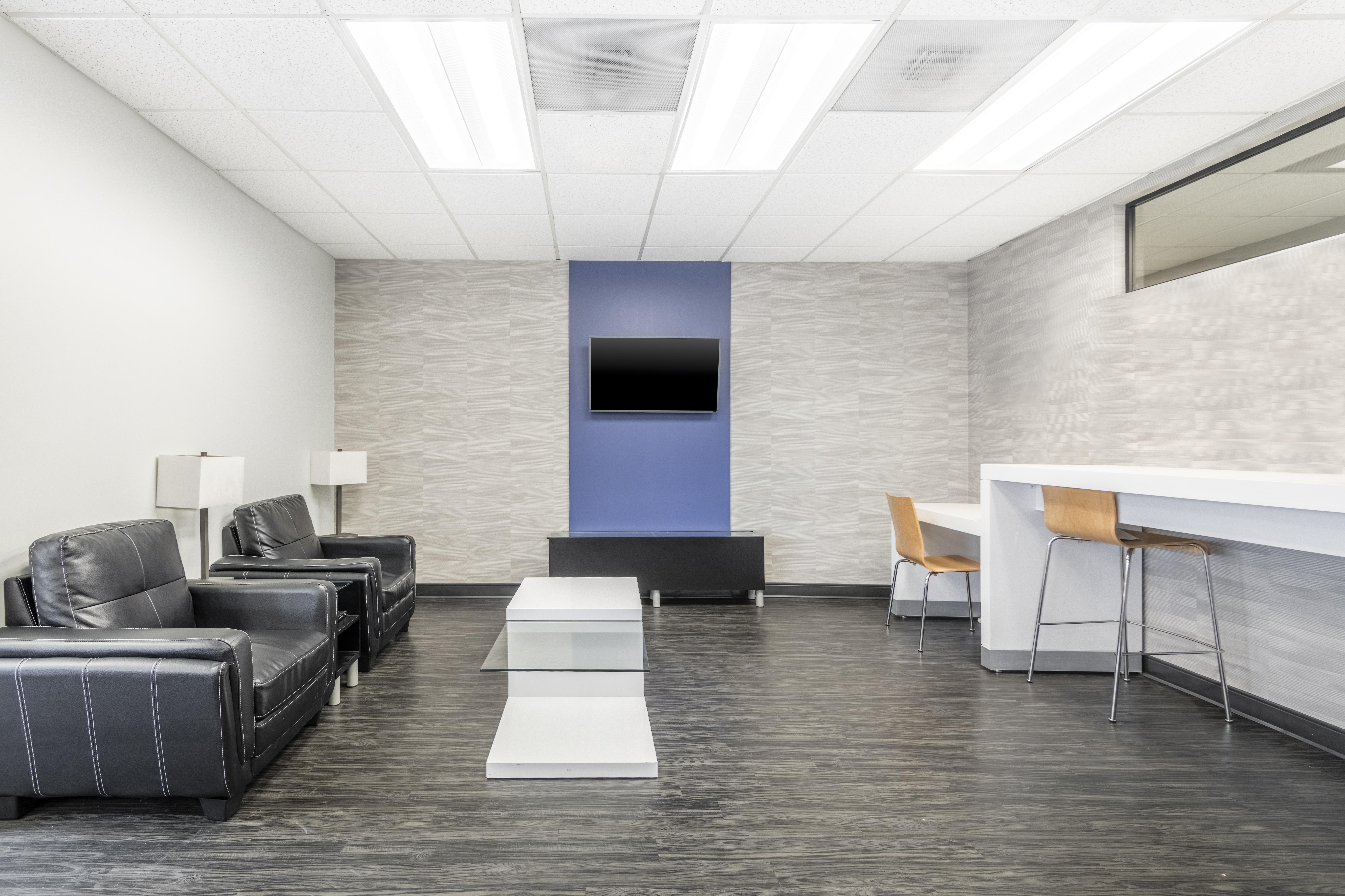 Regus - California, San Diego - High Bluff Drive image 5