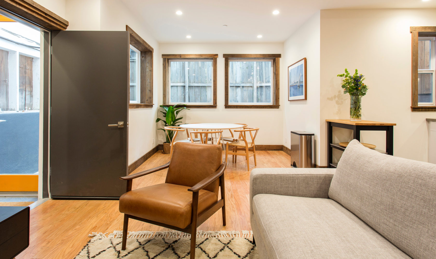 Common Valencia image 2