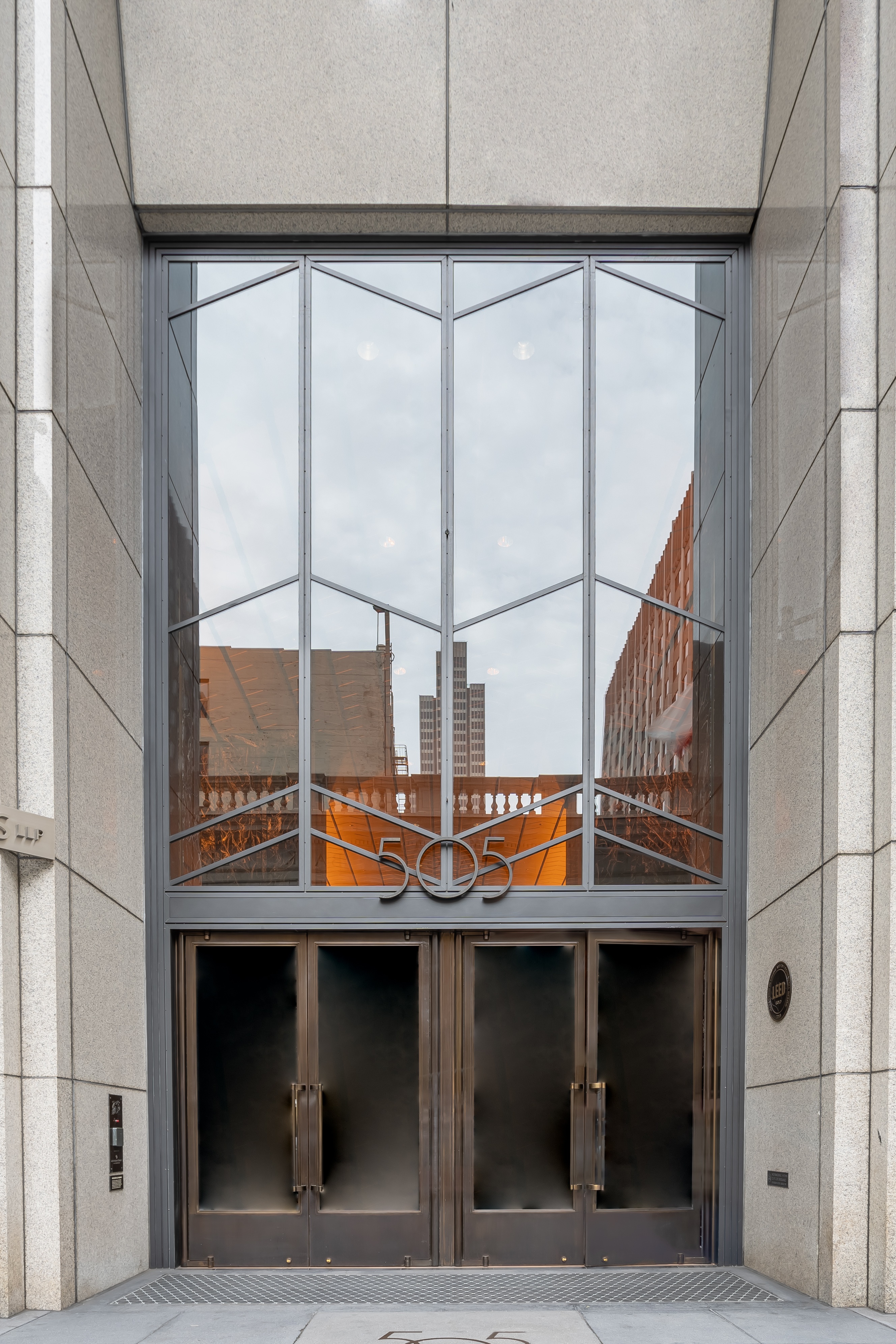 Regus - California, San Francisco - 505 Montgomery image 1