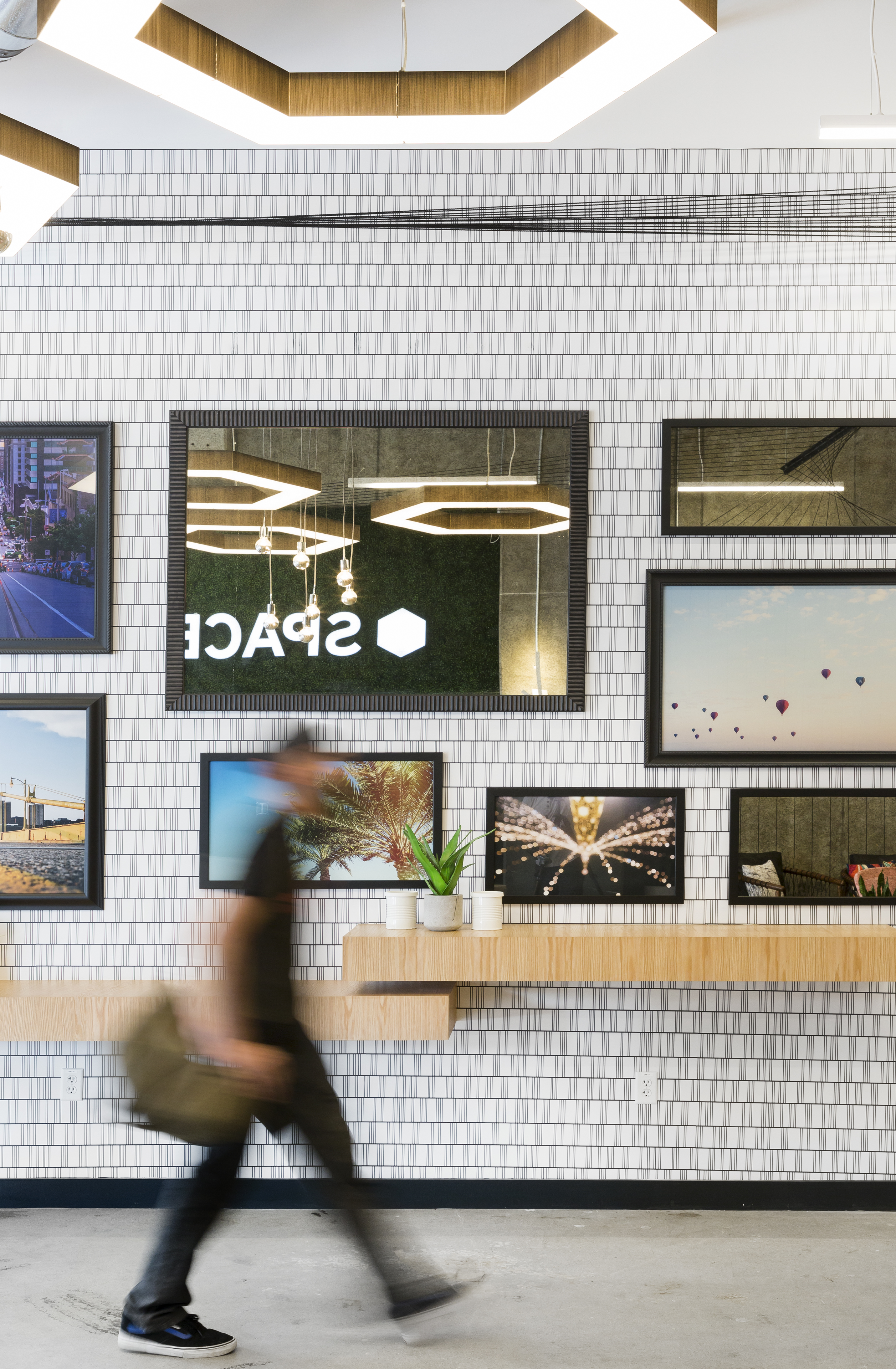 Spaces - California, San Francisco - Spaces Mission & 3rd image 5