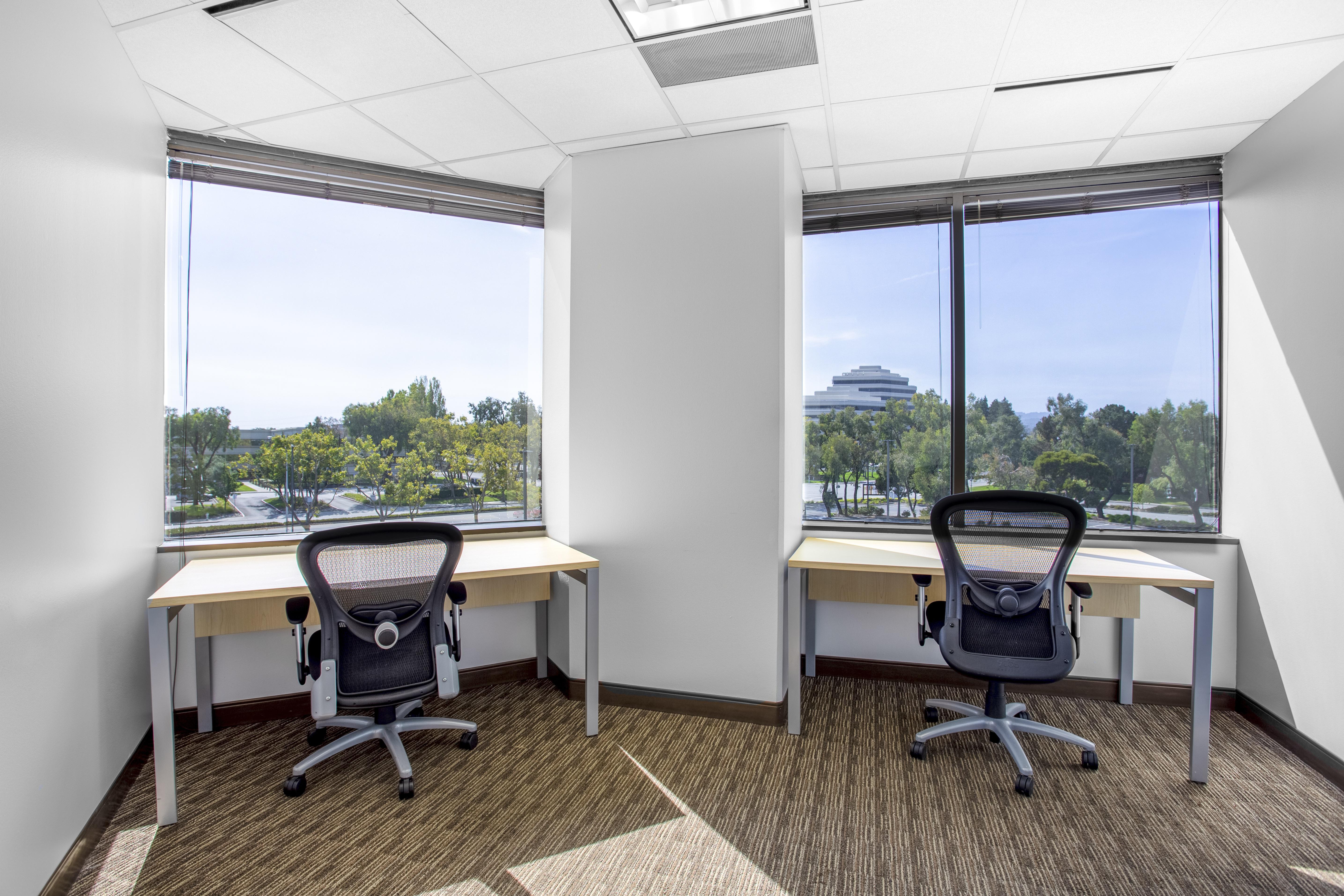 Regus - California, San Mateo - Mariners Island image 3