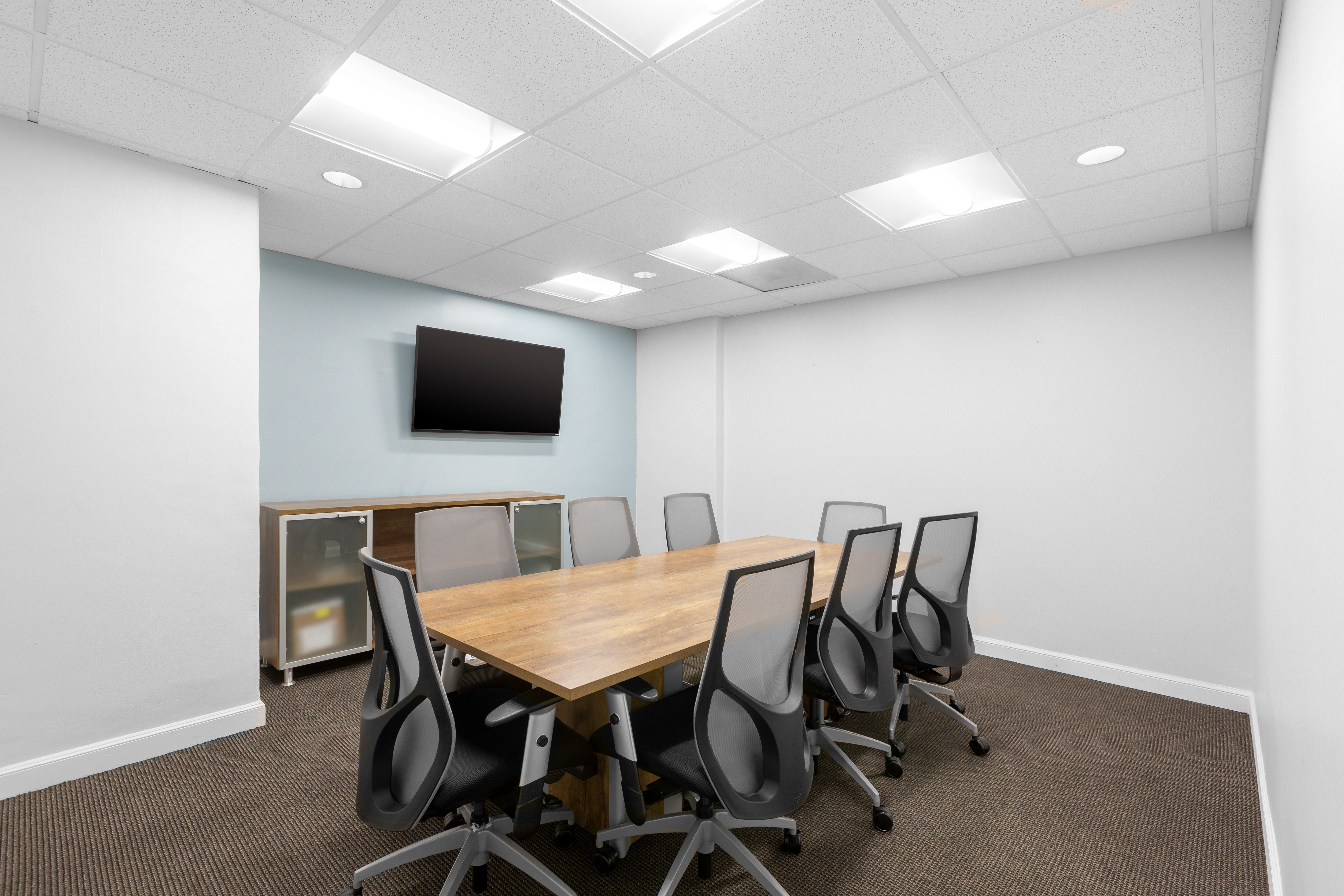 Regus - California, Santa Barbara - Downtown Santa Barbara image 4