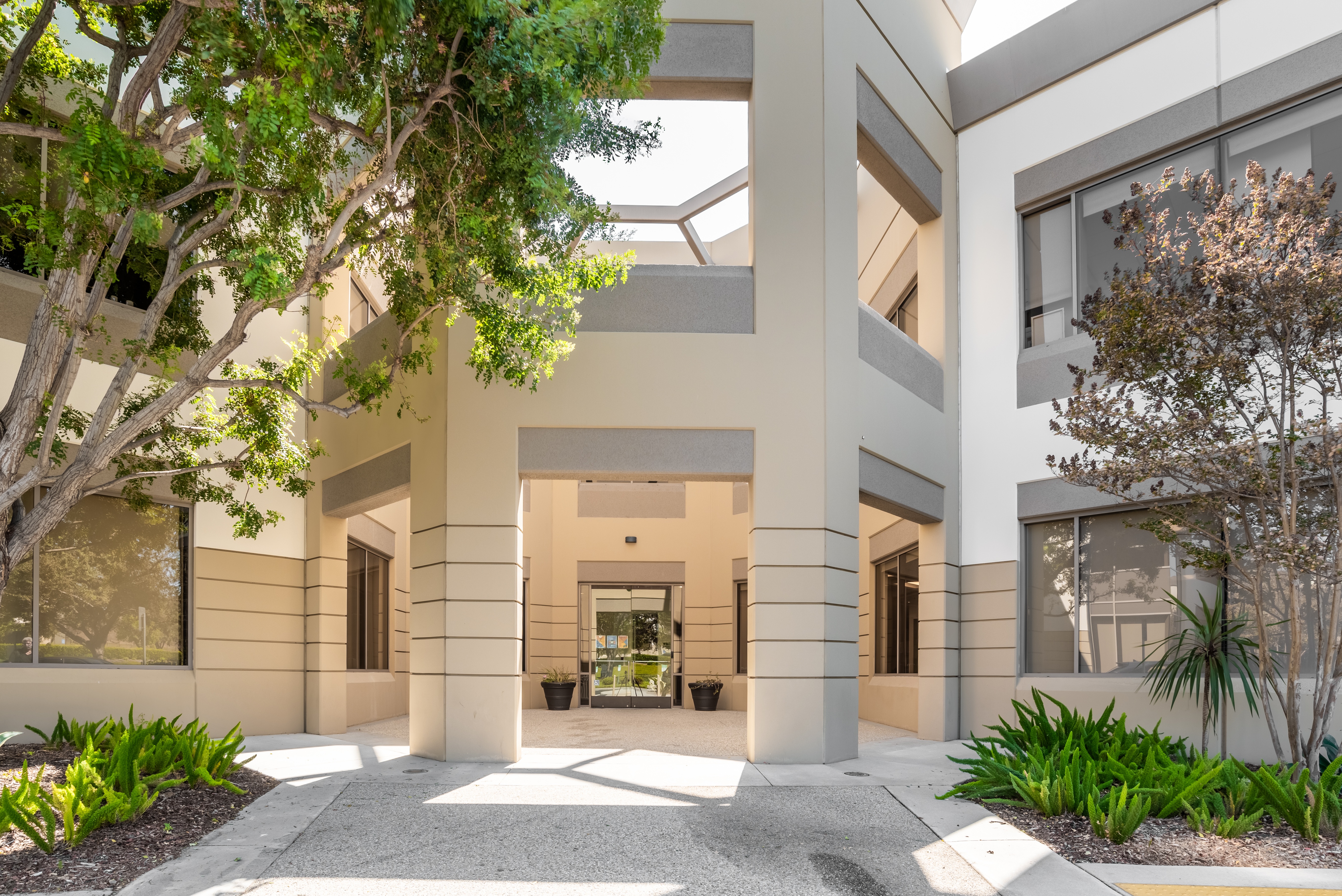 Regus - California, Westlake Village - Russell Ranch Parkway profile image