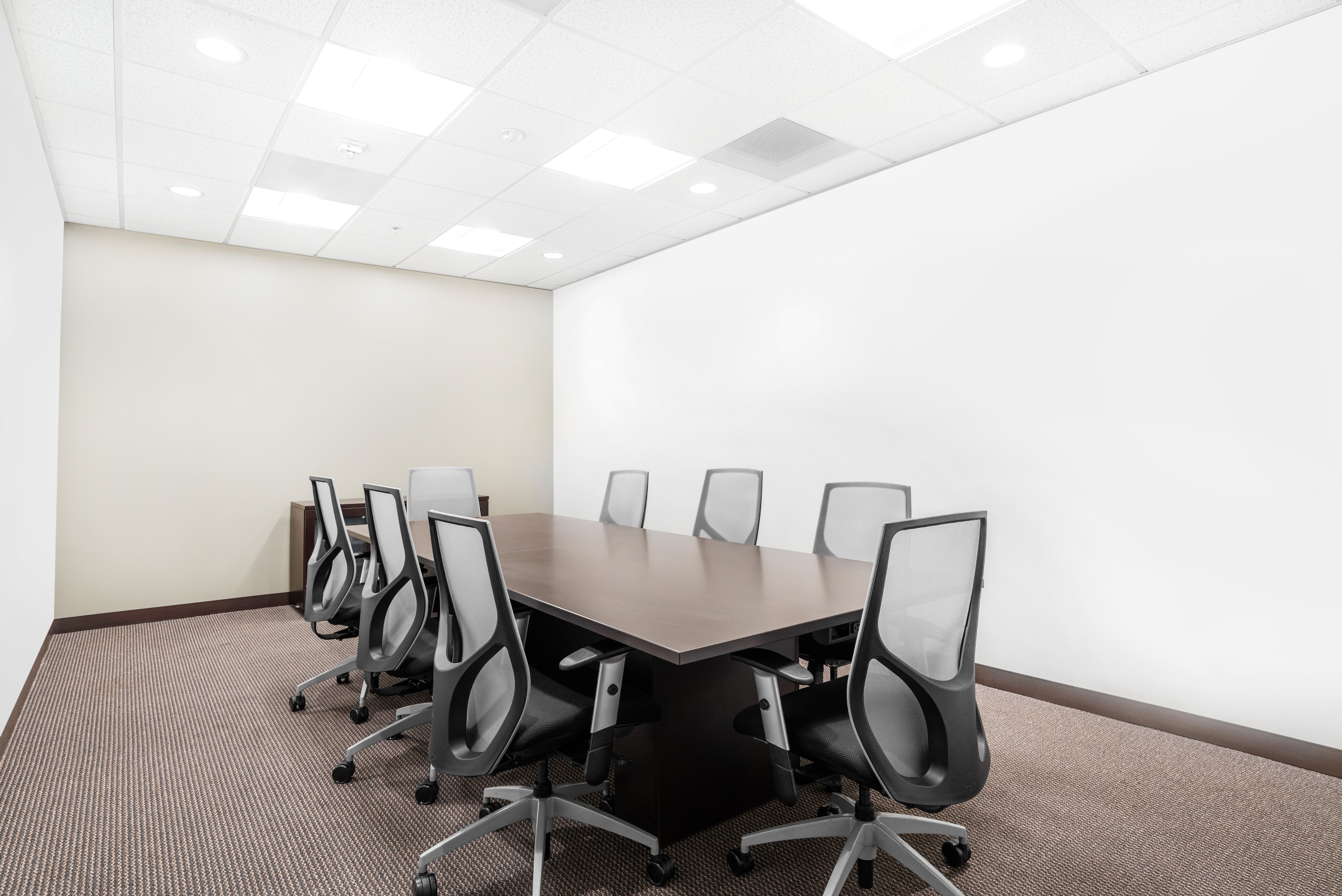 Regus - California, Woodland Hills - Trillium Towers Center image 4