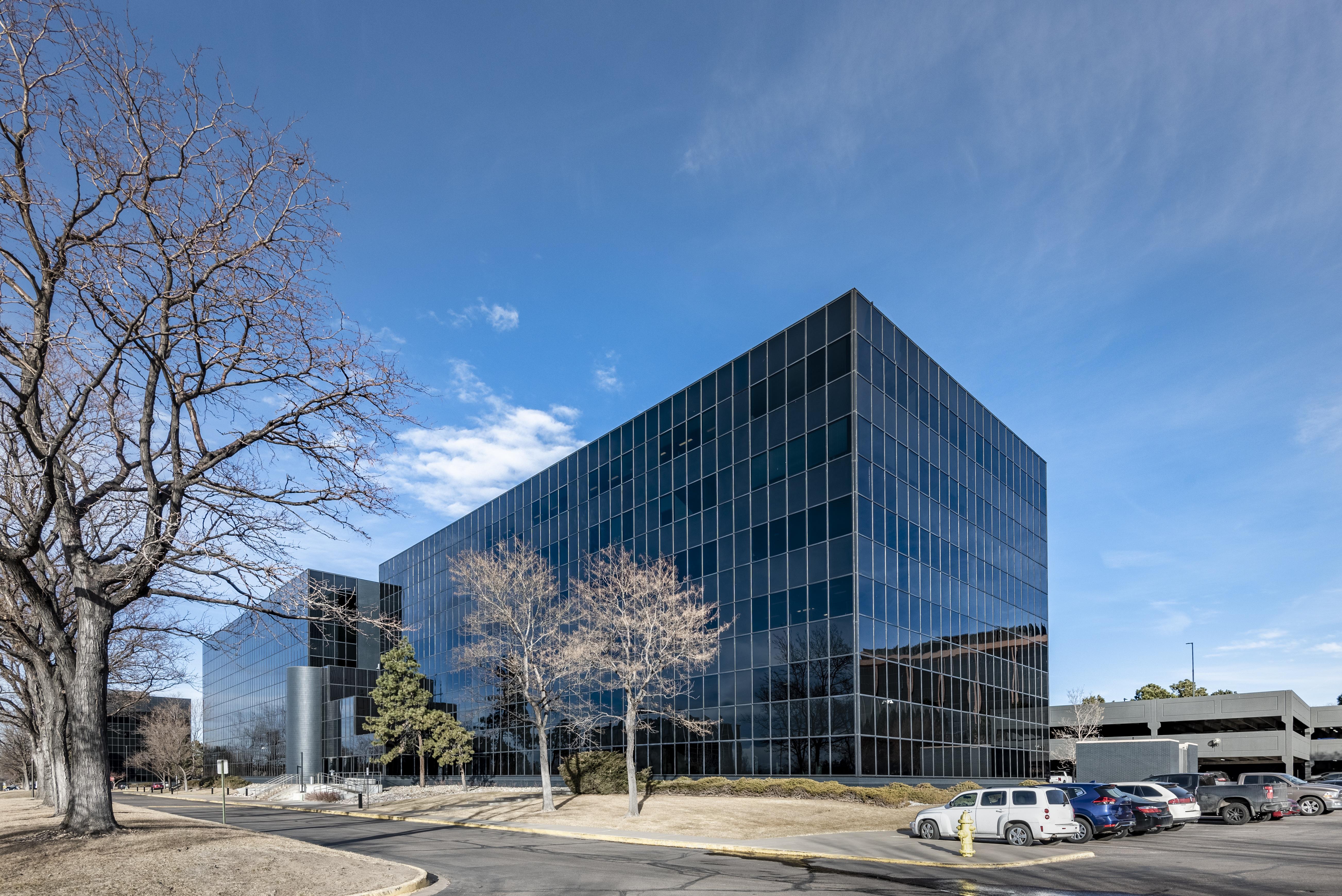 Regus - Colorado, Aurora - South Vaughn Way image 1