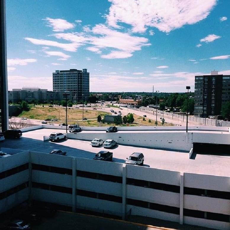 Handshakin HQ image 3