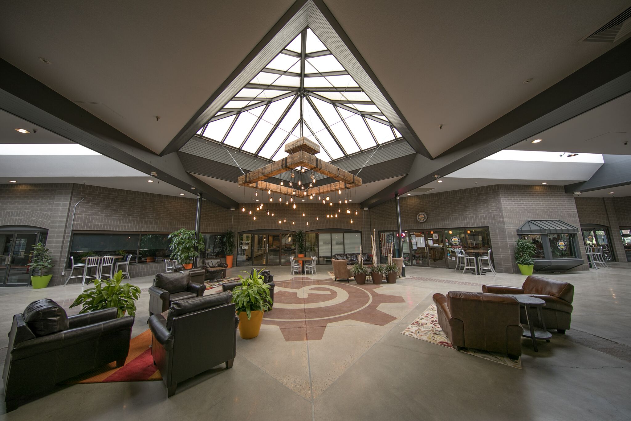 Basecamp Coworking image 4