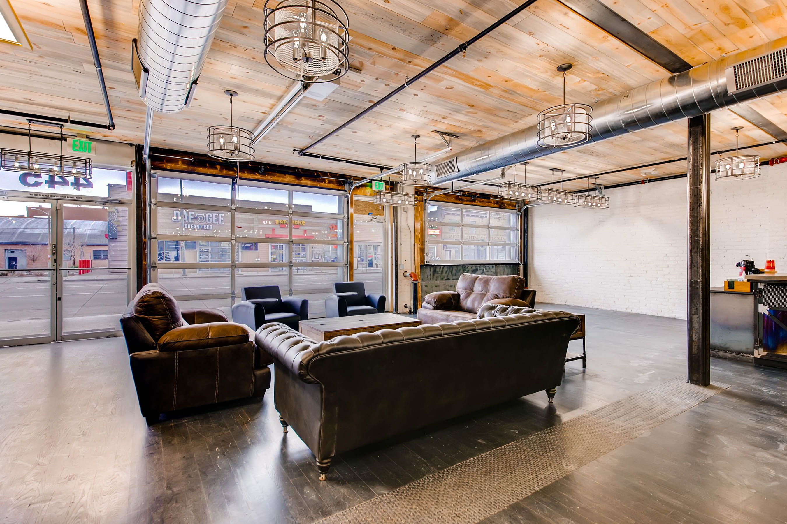 GRID Collaborative Workspaces image 4