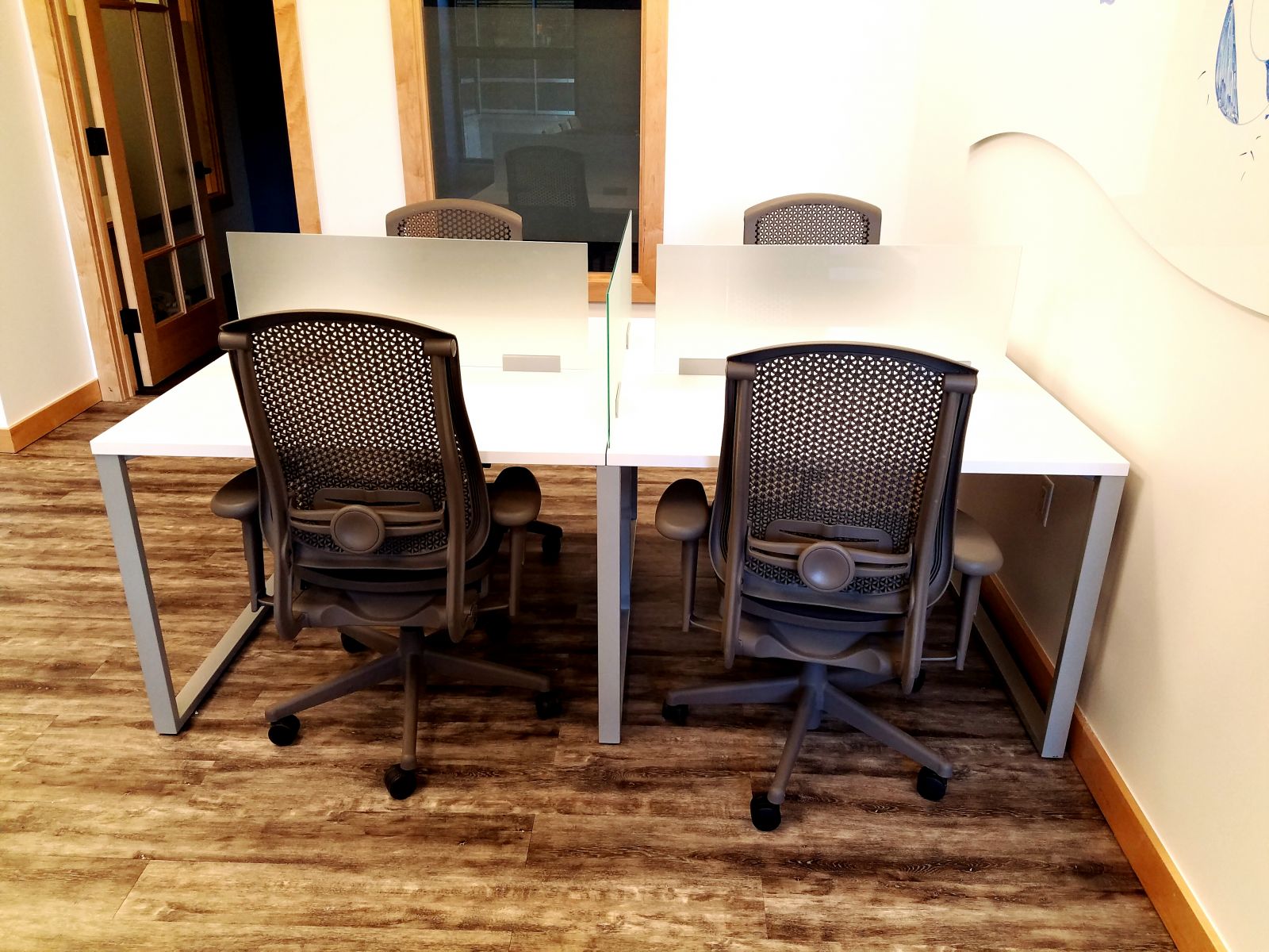 Intelligent Office Connected image 4