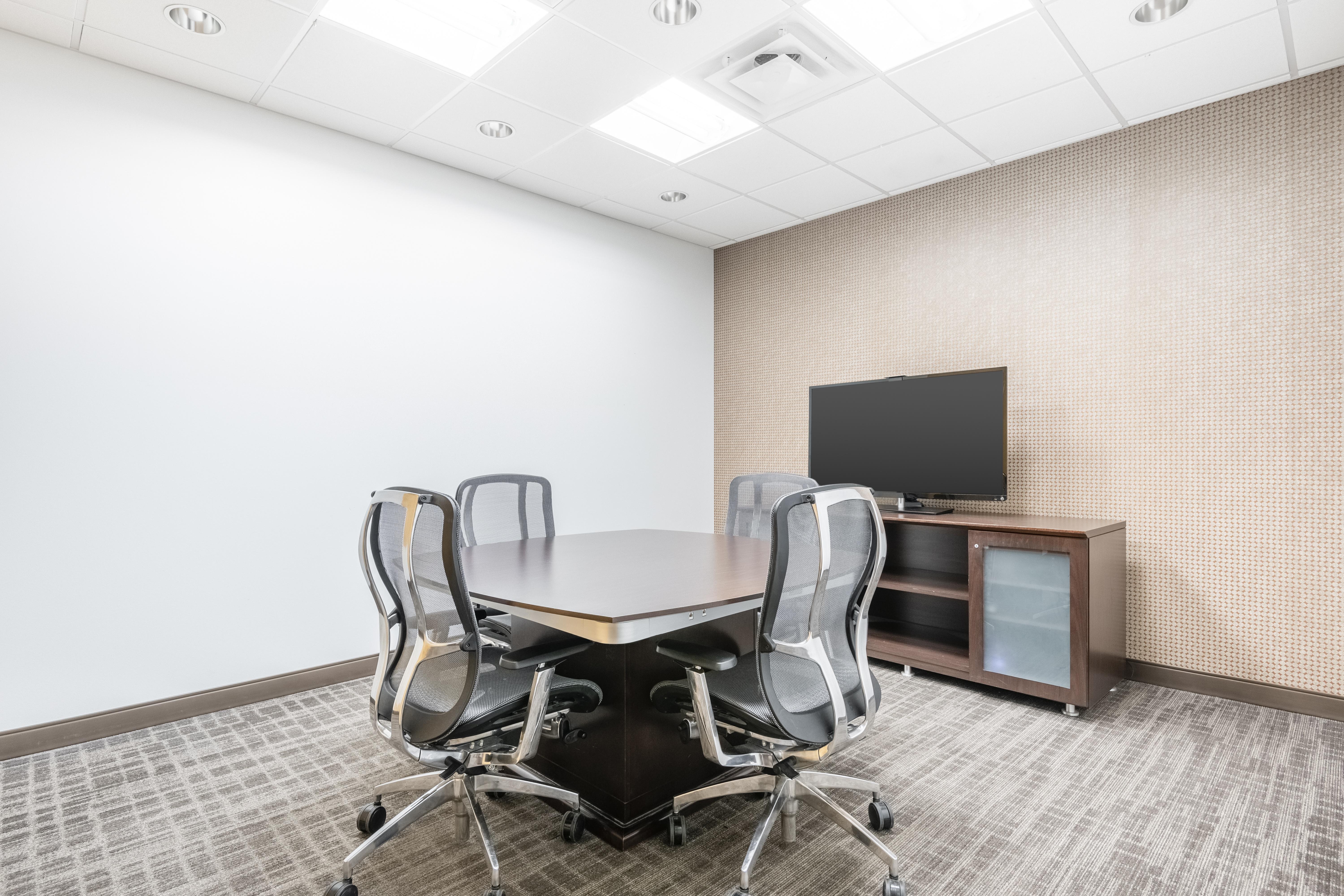 Regus - Colorado, Greenwood Village - Tuscany Plaza image 4