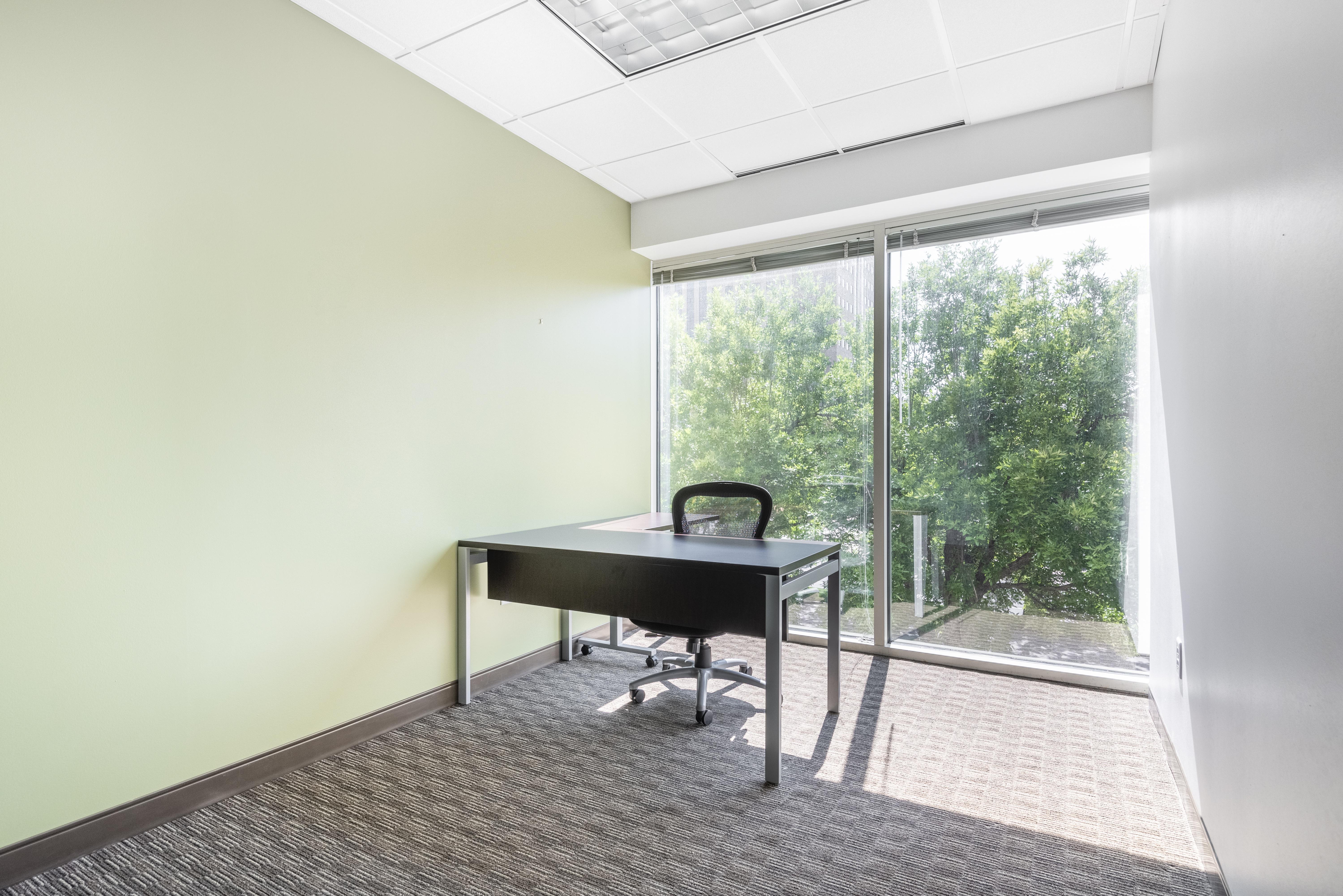 Regus - Colorado, Greenwood Village - Tuscany Plaza image 3