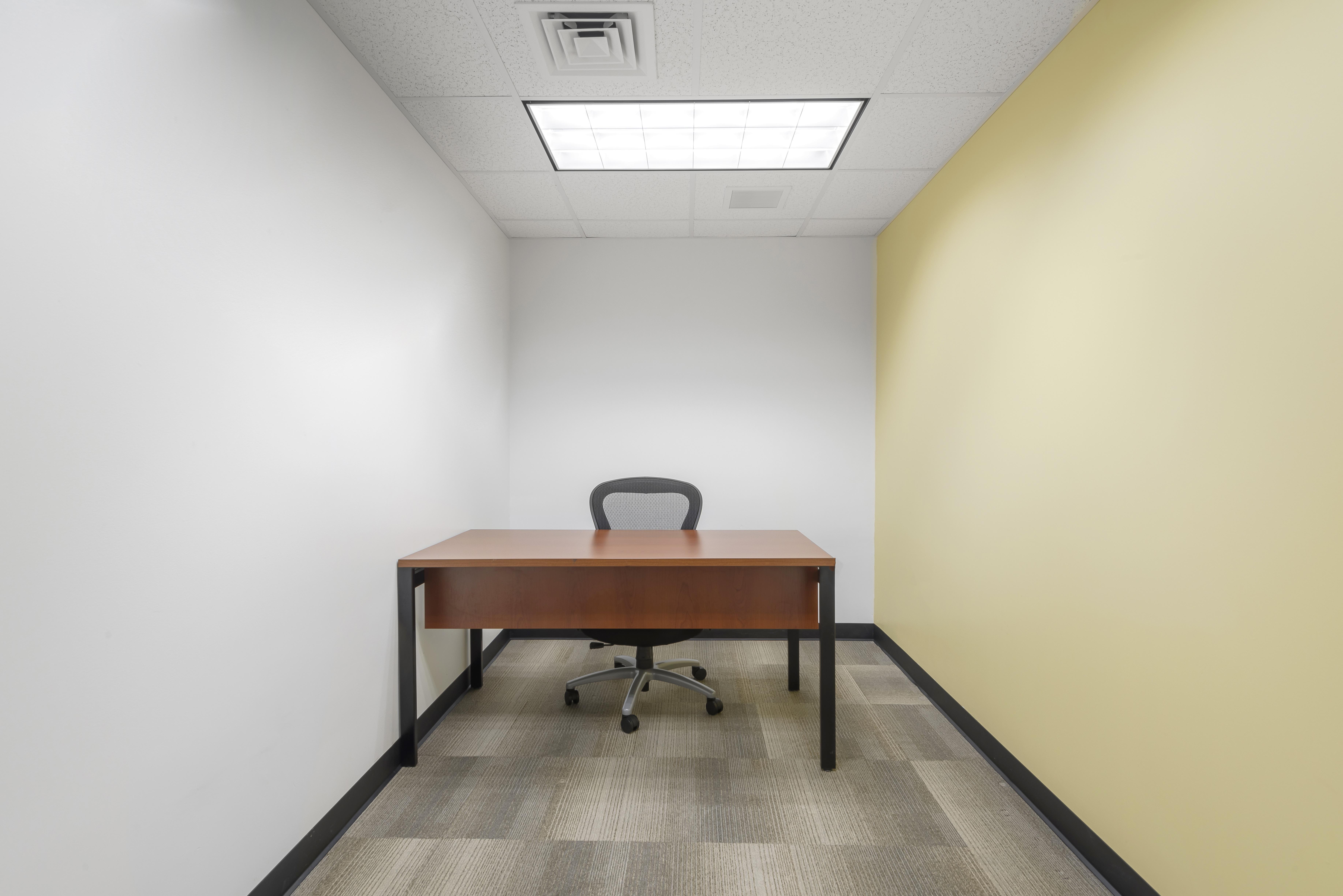 Regus - Connecticut, Berlin - Berlin image 4