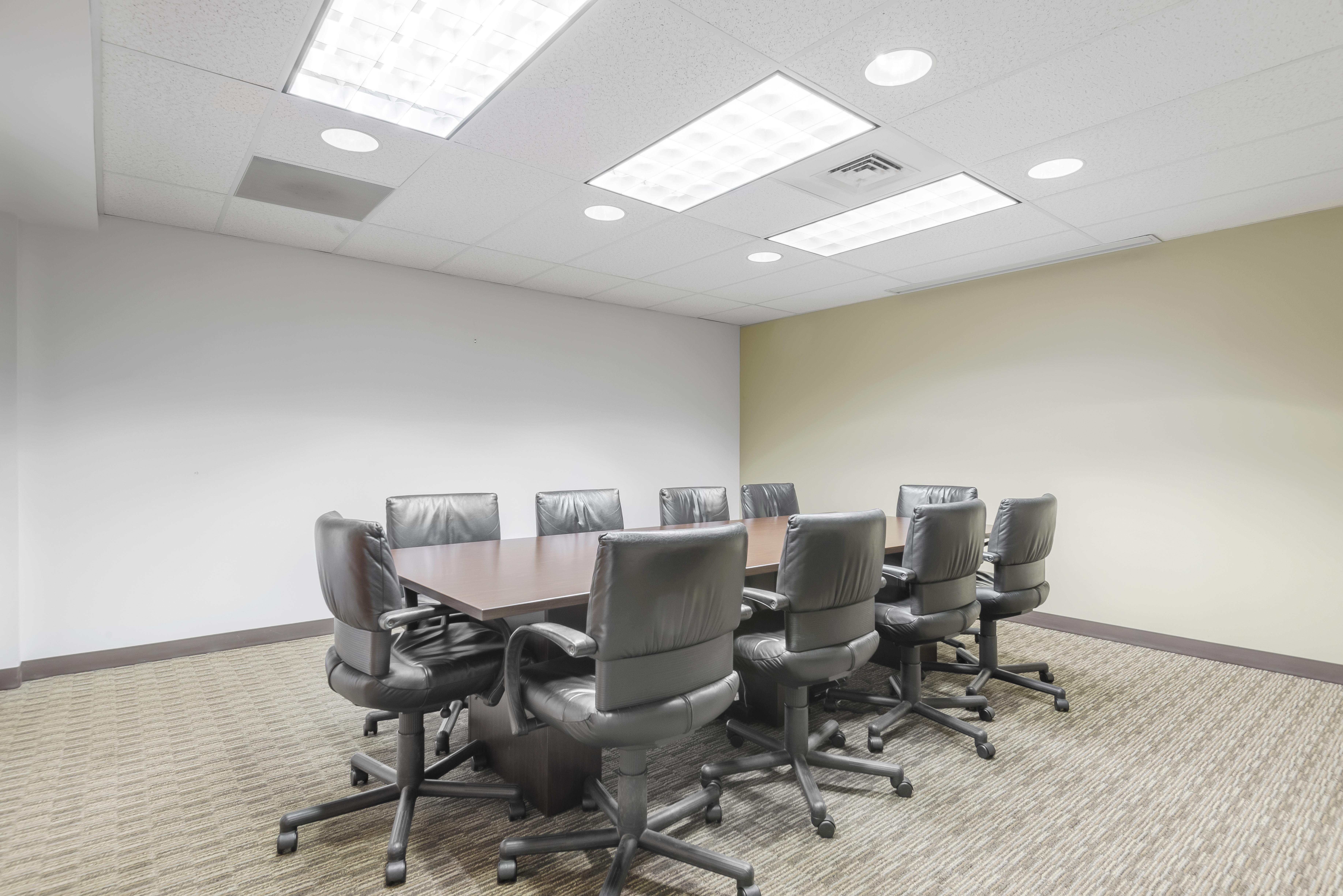 Regus - Connecticut, Berlin - Berlin image 5