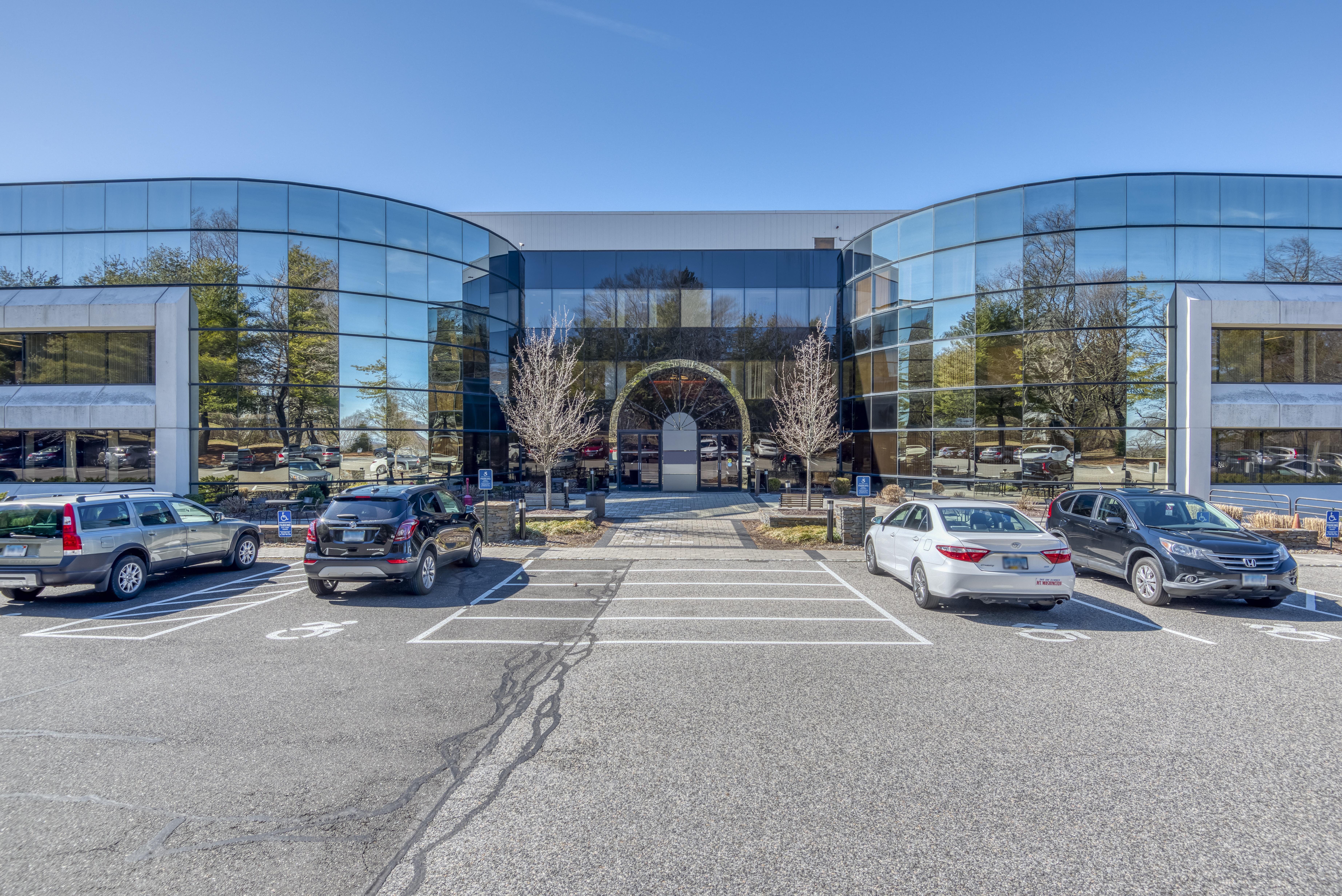 Regus - Connecticut, Danbury - Lee Farm Corporate Park image 1