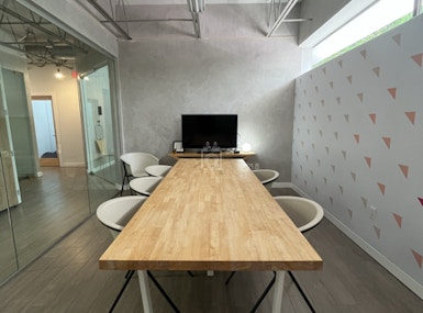 The Flamingo House image 5