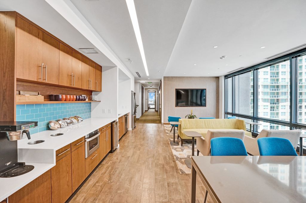 Carr Workplaces Las Olas image 5