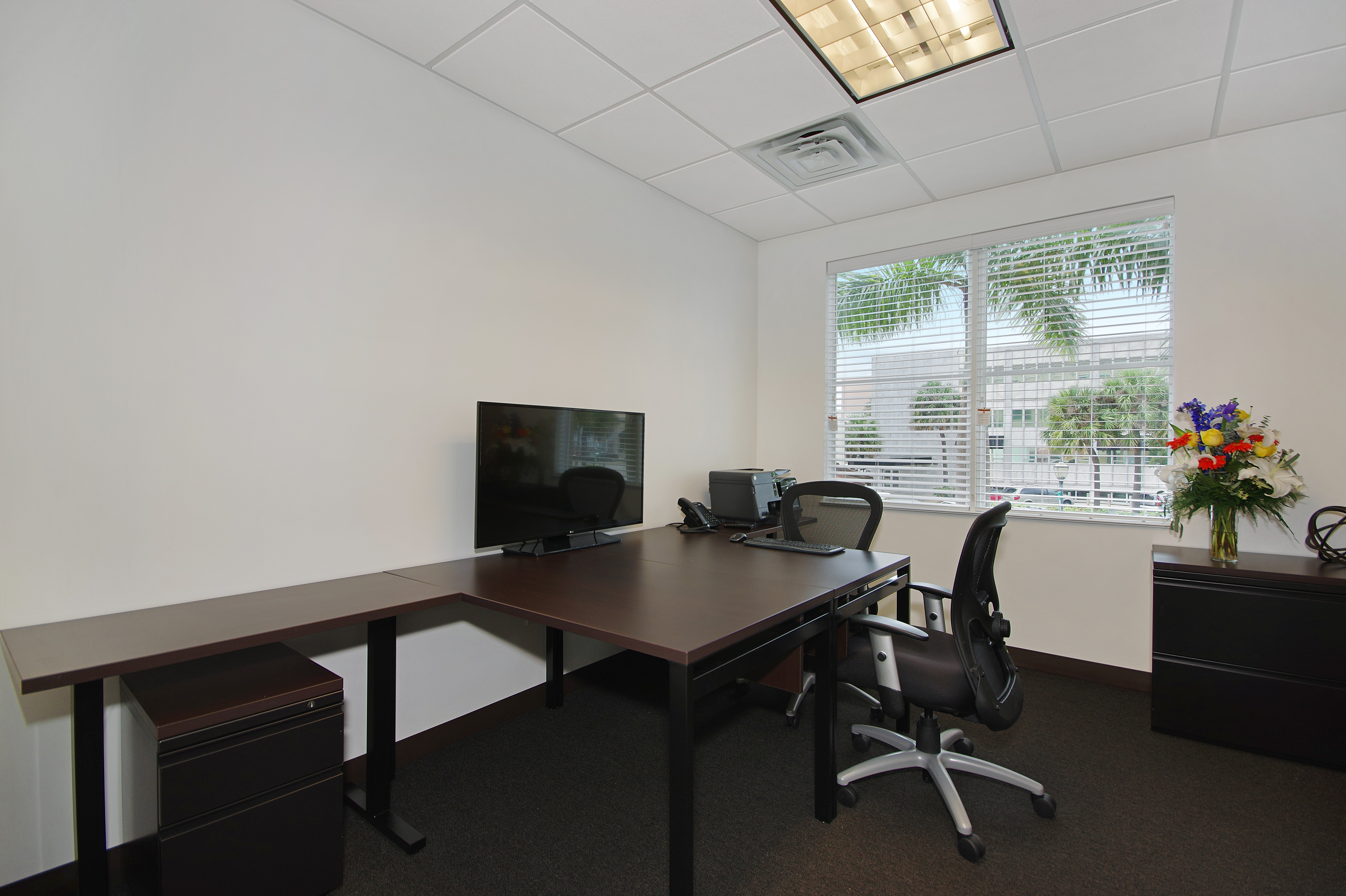 Regus - Florida, Fort Pierce - Renaissance Financial image 4