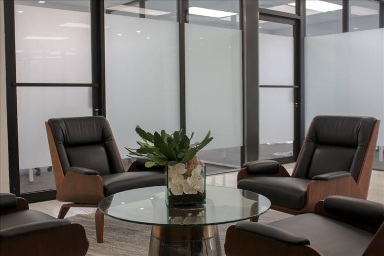 The 221 Building image 3