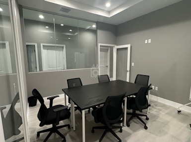 Coworkers Zone image 3