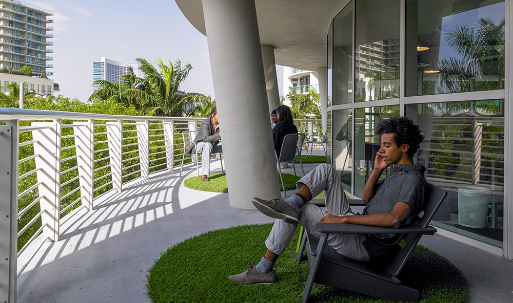 Buro Midtown Miami image 4