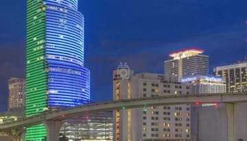 Premier Workspaces - Miami Tower image 1