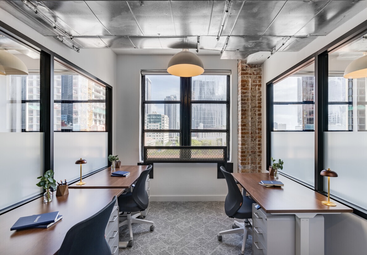 Venture X Miami Downtown image 3