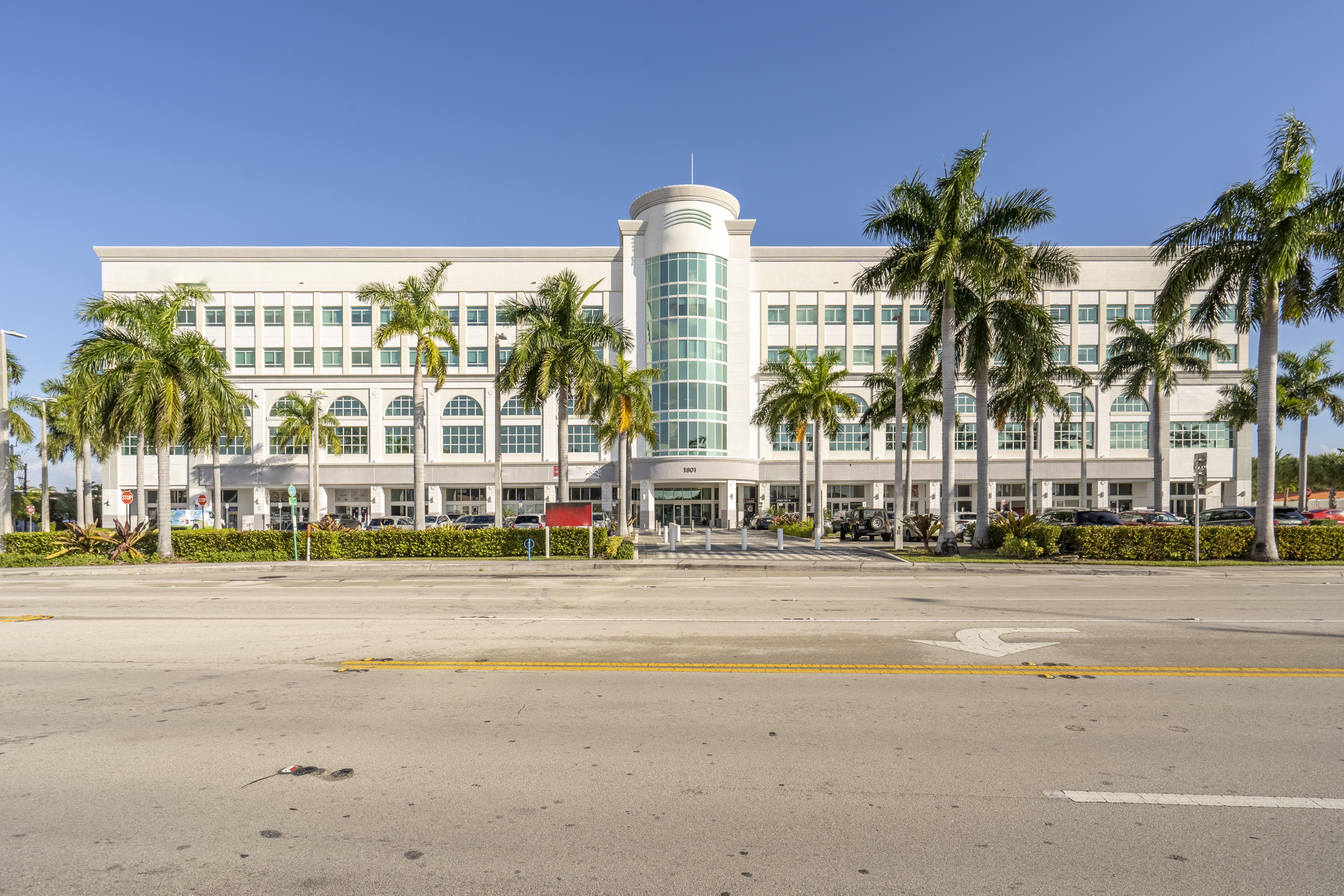 Regus - Florida, North Miami - Causeway Square image 1
