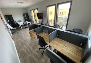 Easy Work Space image 2