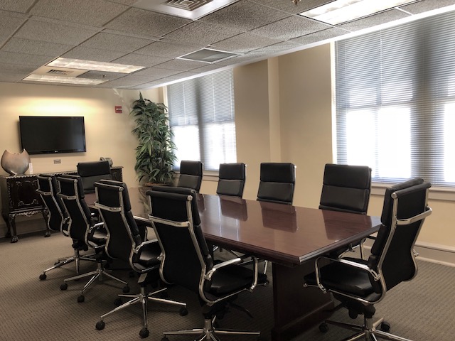 Execu-Suites Downtown image 4