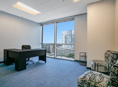 First Class Professional Suites image 4