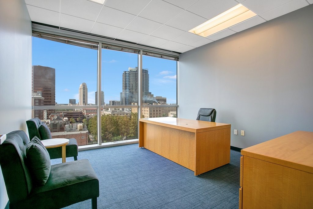 First Class Professional Suites image 5