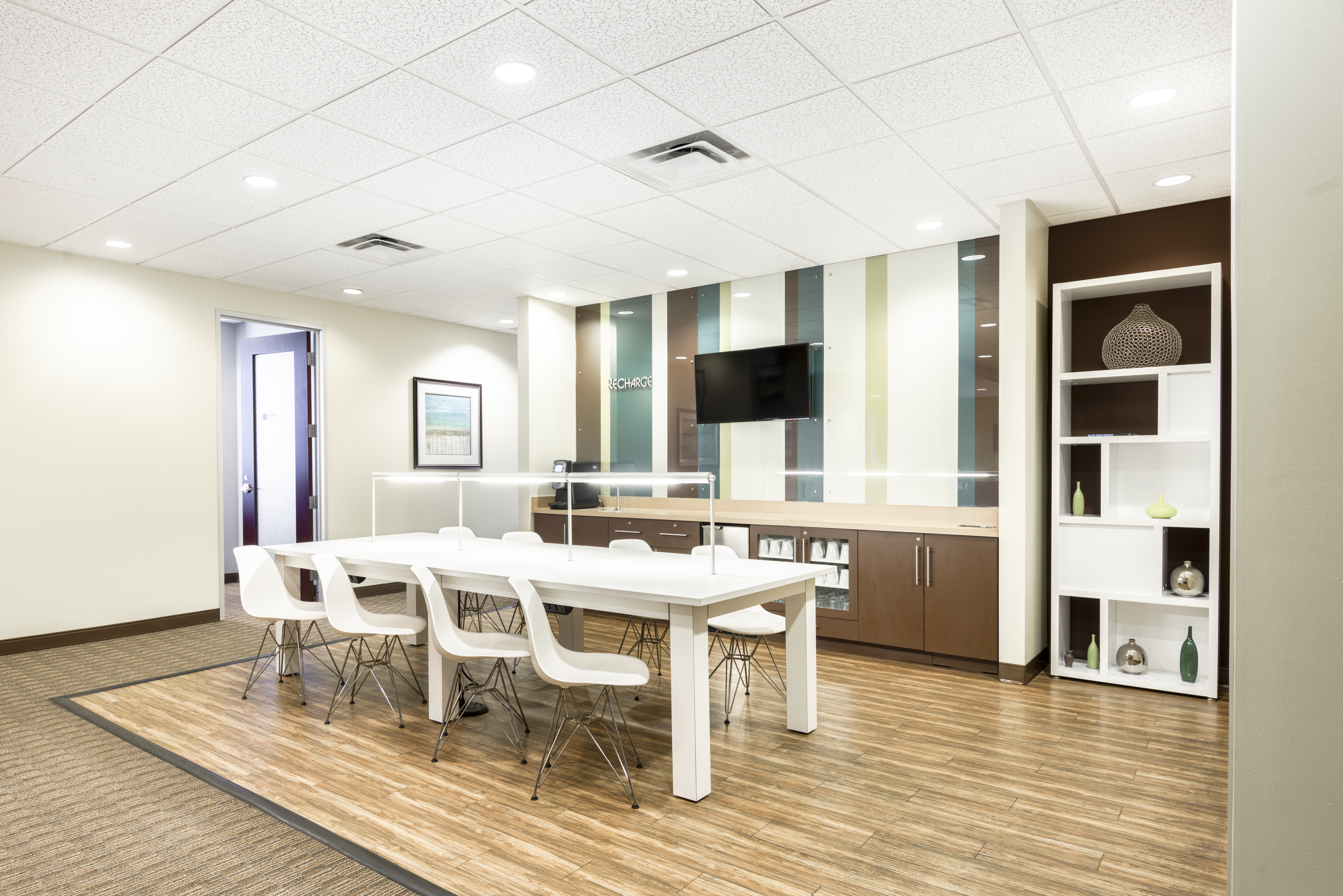 Regus - Florida, Orlando - Millenia Lakes image 5