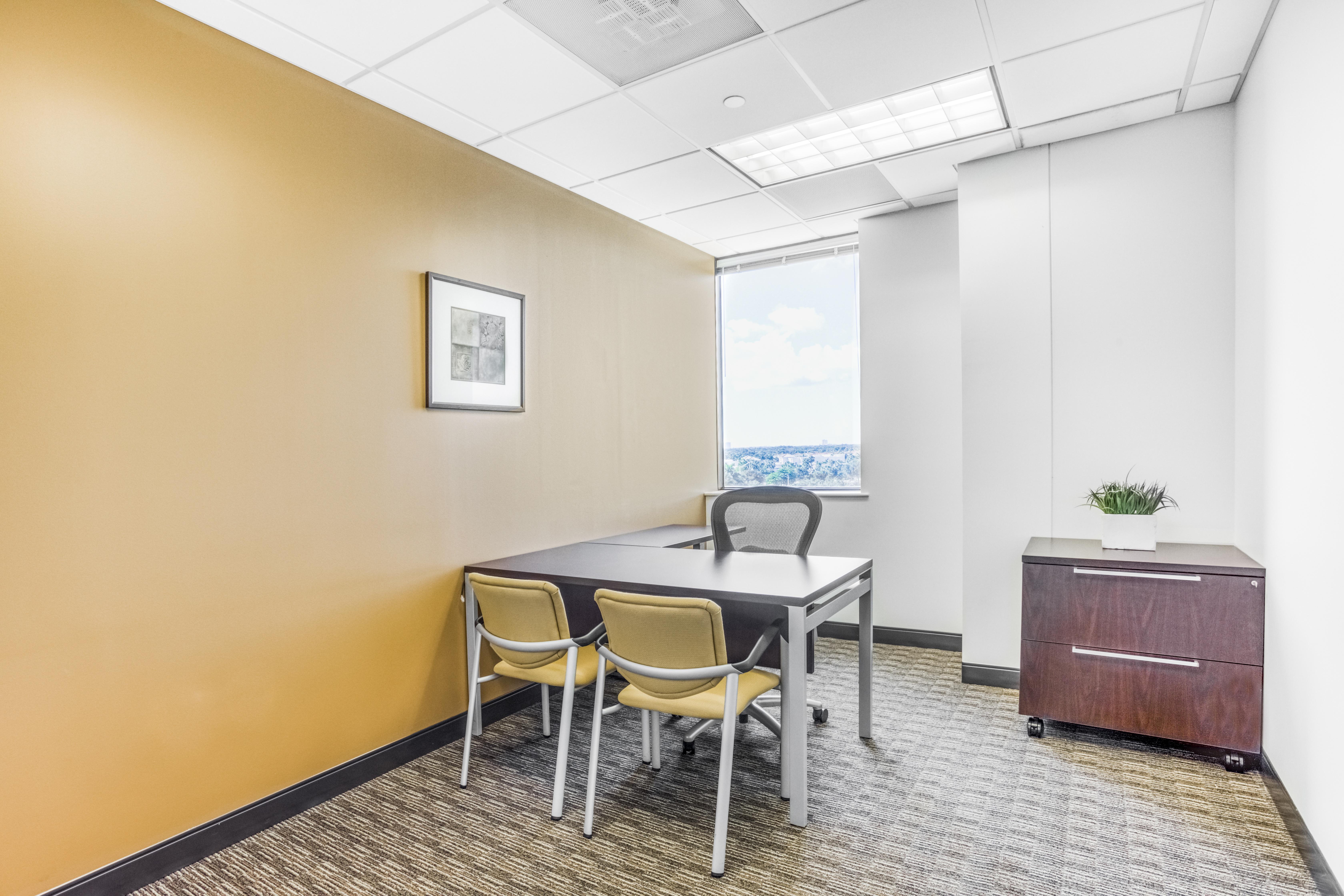 Regus - Florida, Palm Beach Gardens - Financial Center image 2