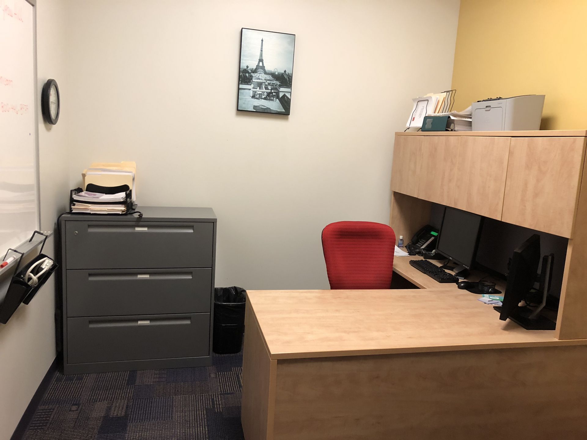 Vargas Executive Suite image 2