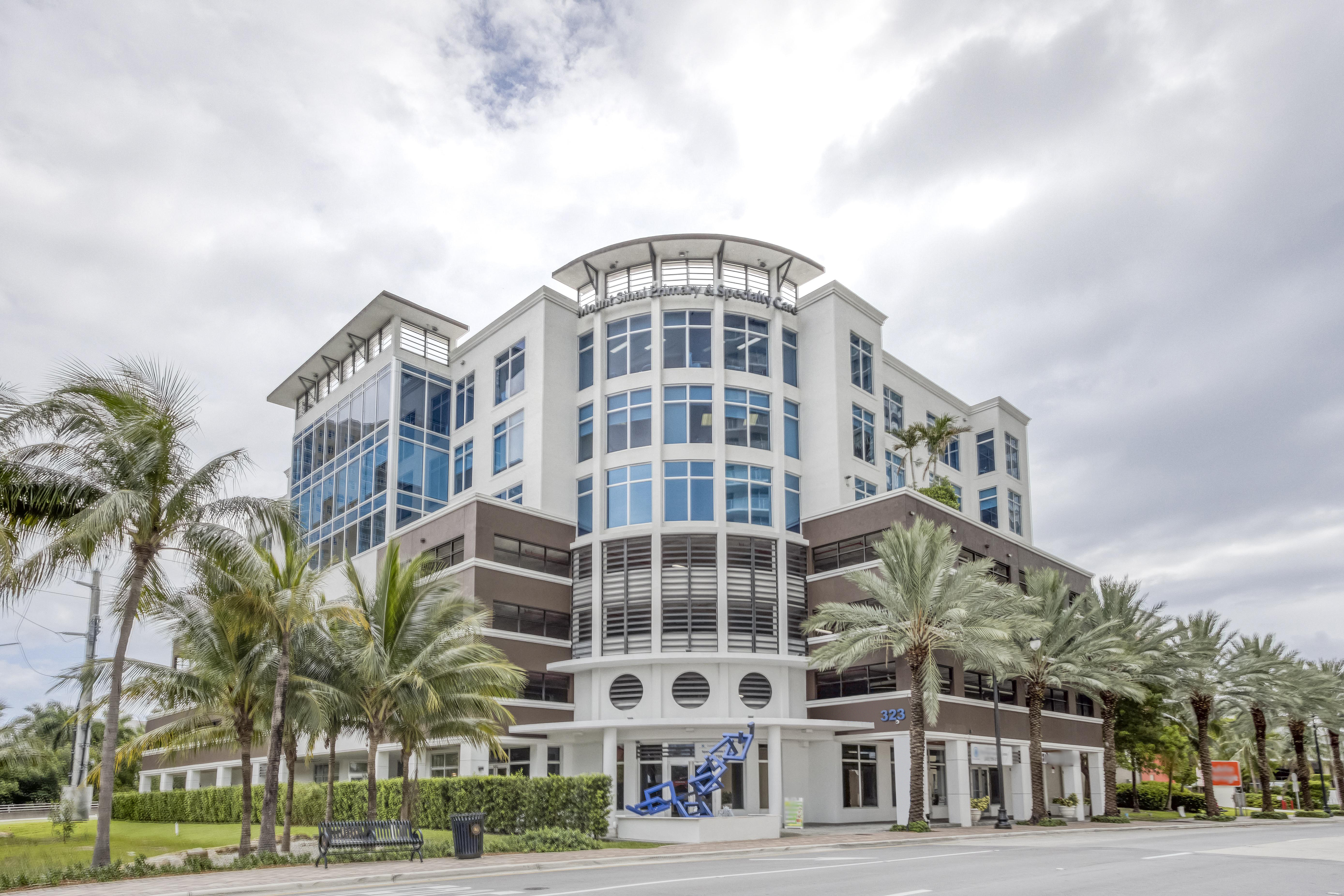 Regus - Florida, Sunny Isles - Netanya Center image 1